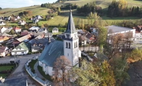 Sakralna Perła pod Zamkiem: Tajemnice Kościoła św. Bartłomieja w Niedzicy